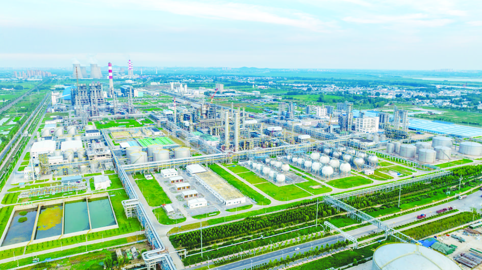 打造新型“工業(yè)航母” 安徽企業(yè)建設(shè)的創(chuàng)新實踐與戰(zhàn)略路徑